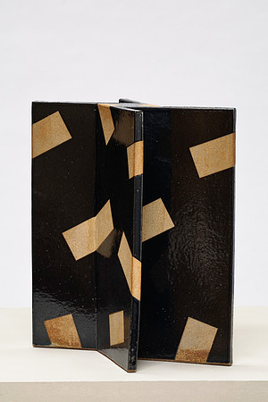 JM-1995-91 01-Sculpture-Black-6305